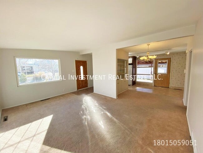 Building Photo - 1455 E 4230 S