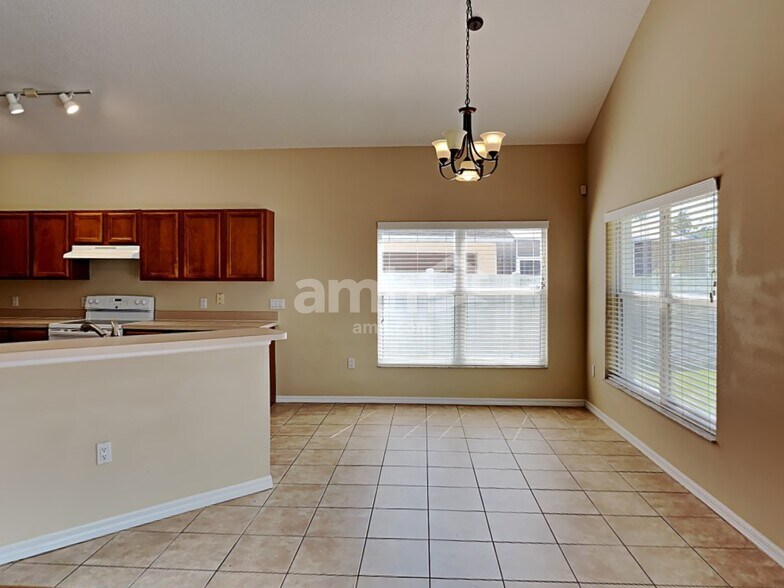 Building Photo - 7009 Cascades Ct