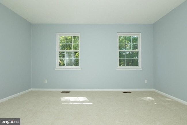 Building Photo - 13640 Deerwater Dr