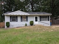 Building Photo - 802 Desota Pl