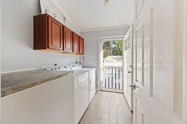 Building Photo - 65 River Tree Cir