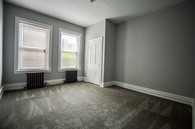 Bedroom - 3721 Chestnut St