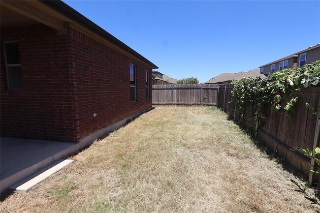 Building Photo - 17009 Gibbons Path