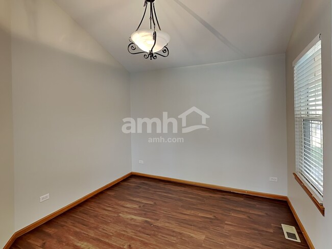 Building Photo - 1304 Partridge Dr