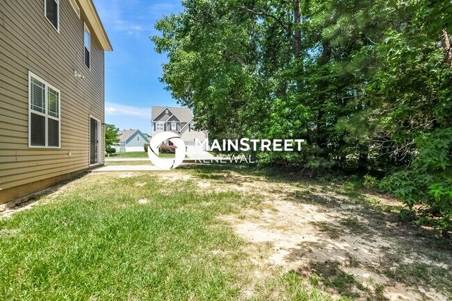 Building Photo - 4 Bedroom Pet-Friendly Home in Clayton, NC with Main Street Renewal