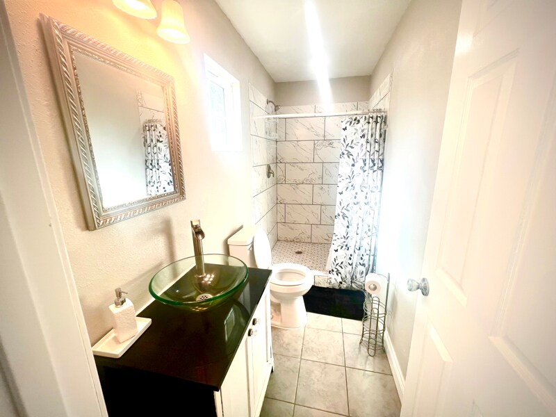 Building Photo - 12755 Thomas Sumter St