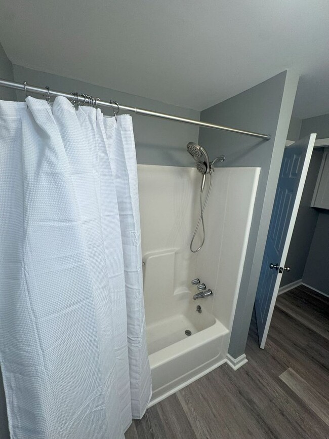 Building Photo - START THE NEW YEAR IN YOUR NEW HOME!