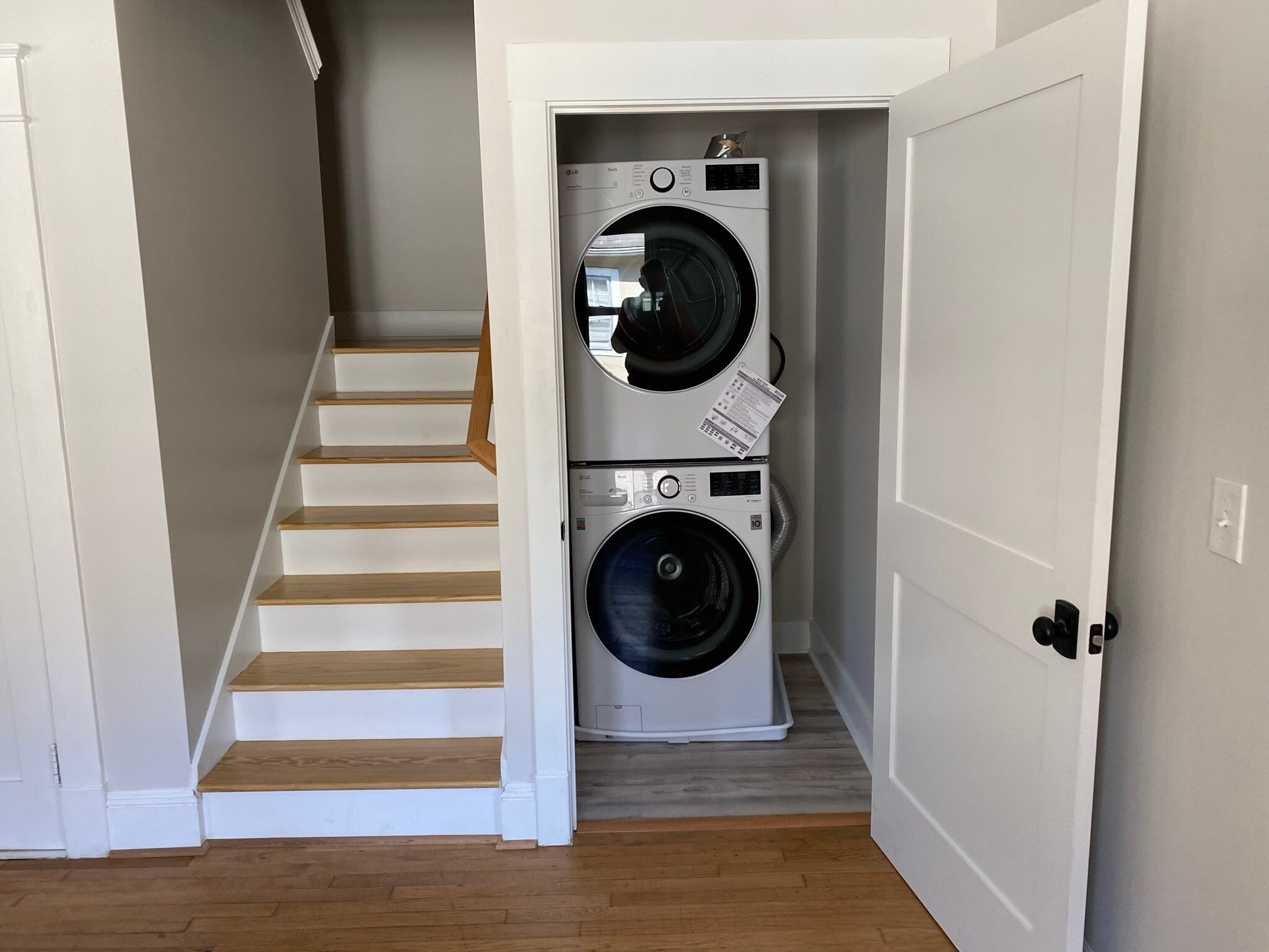 Laundry - 613 Blenheim Ave