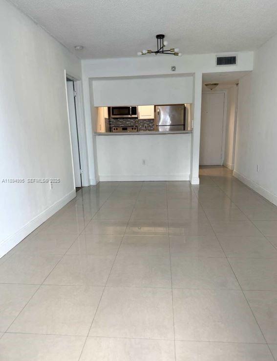 Building Photo - 850 N Miami Ave