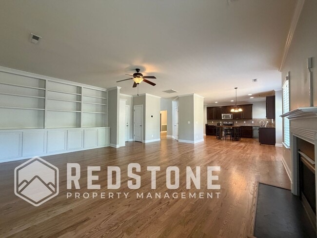 Building Photo - 1823 Buxton Way