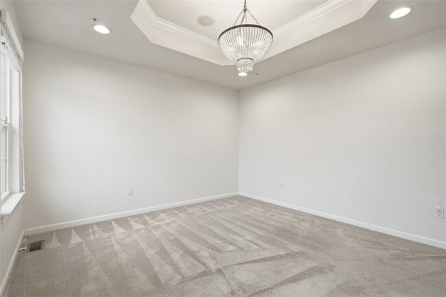 Building Photo - 1204 Pointe View Dr