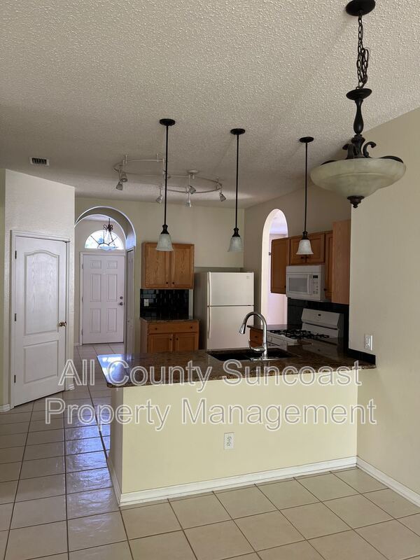 Building Photo - 10715 Northridge Ct