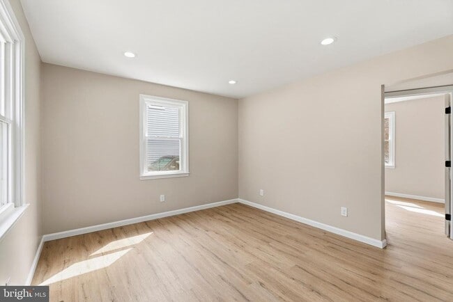 Building Photo - 706 Sue Grove Rd