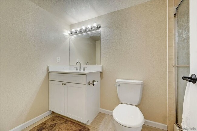 Building Photo - 22580 E Ridge Trail Dr