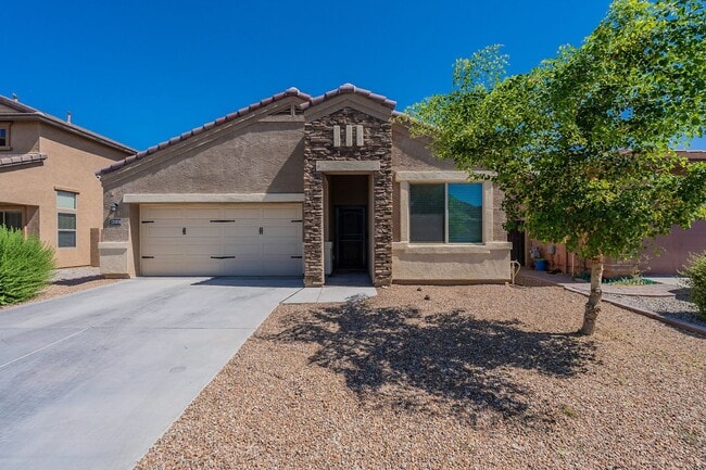 Building Photo - Serene 3-Bedroom 2-Bath 3 Car Garage Retre...