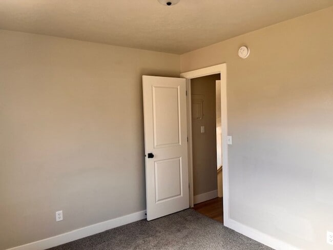 Building Photo - 378 - WC Properties, LLC