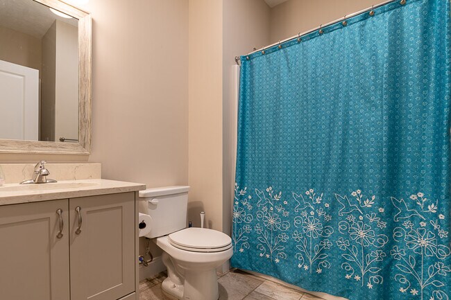 Building Photo - 453 Arrowwood Dr