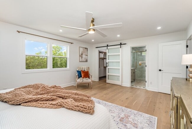 Building Photo - 95 Short Dr