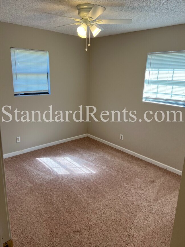 Building Photo - 6320 Cooper St