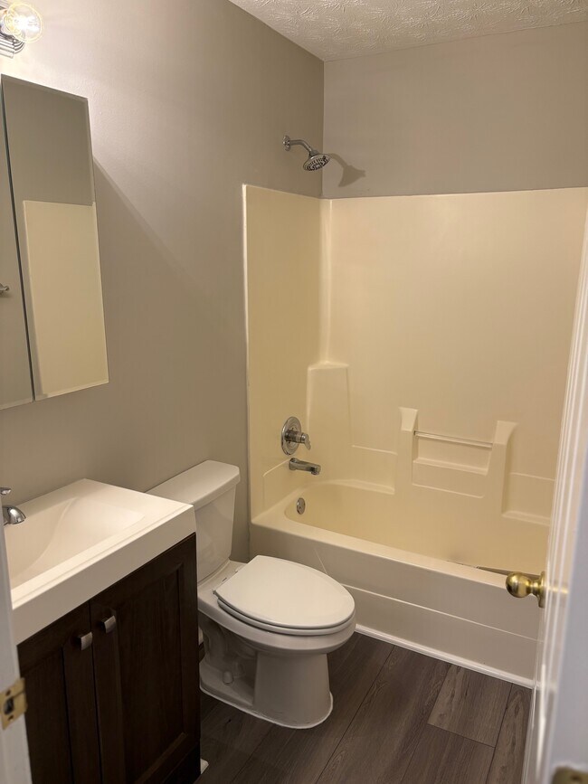 Building Photo - 10790 Ruckle St