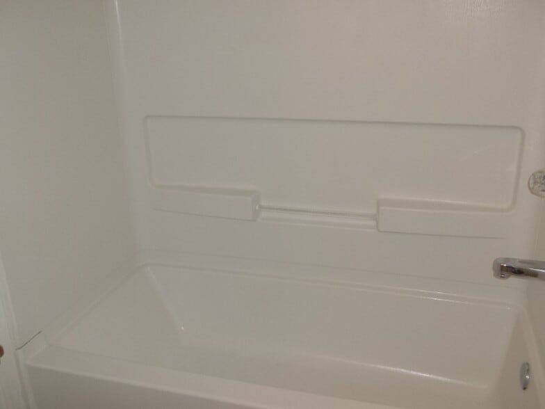 Building Photo - 1745 Strathmore Cir