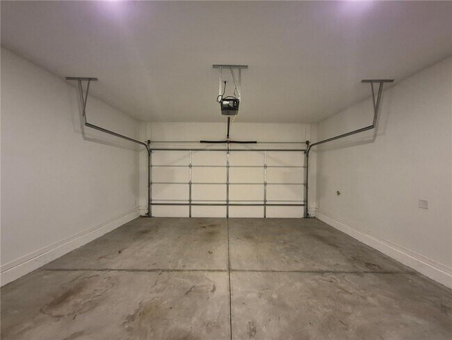 Building Photo - 5234 Riden Ct