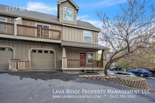 Primary Photo - 1737 NE Lotus Dr