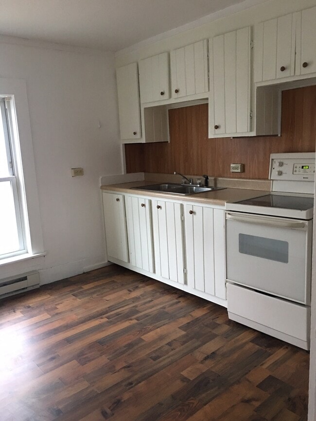 Building Photo - Johnson Village Apartments, LLC