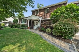 Building Photo - 5 Trombley Dr
