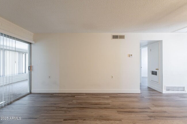 Building Photo - 13001 N 113th Ave