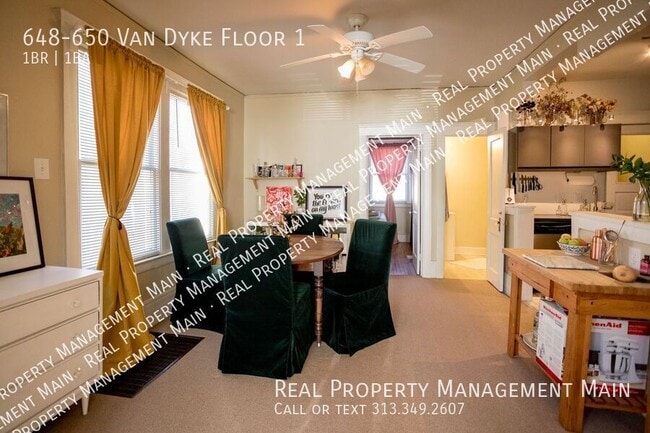 Building Photo - 648-650 Van Dyke Floor 1-