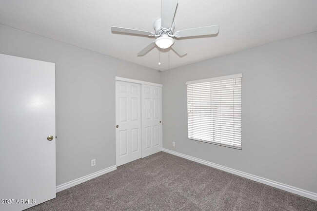 Building Photo - 617 E Calle Bolo Ln
