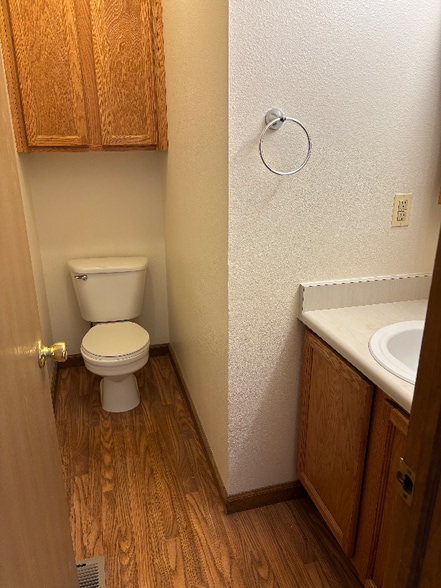 Building Photo - 3777 E 121st Ave