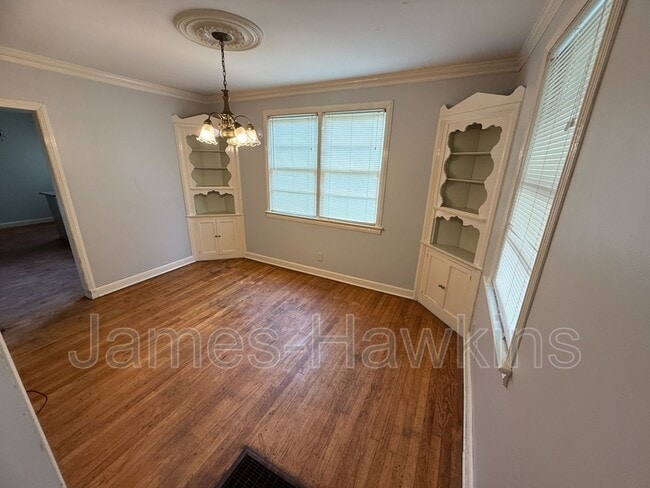 Building Photo - 3304 Gilmer Ave