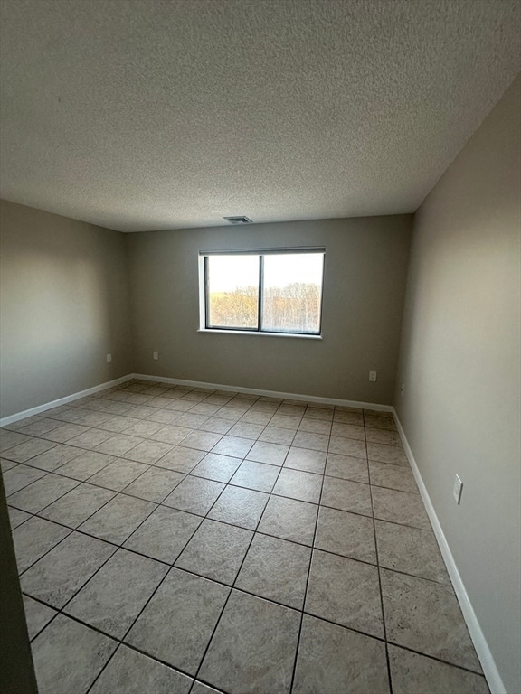 Building Photo - 292 Salem St