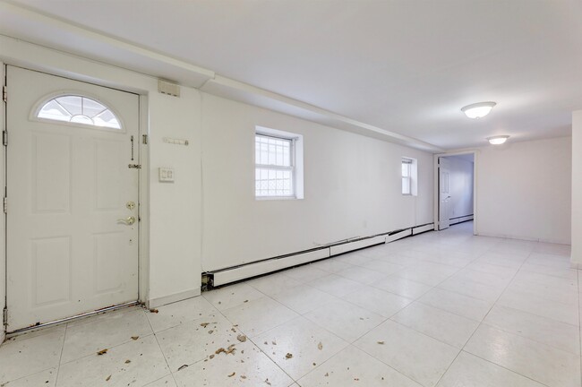 Building Photo - 1021 JFK Blvd E