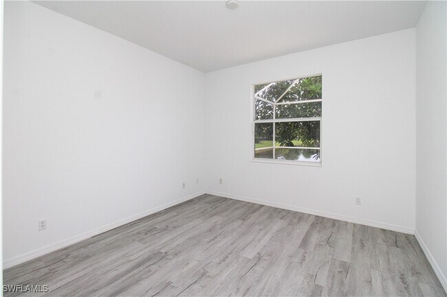 Building Photo - 3927 Aurora Ct