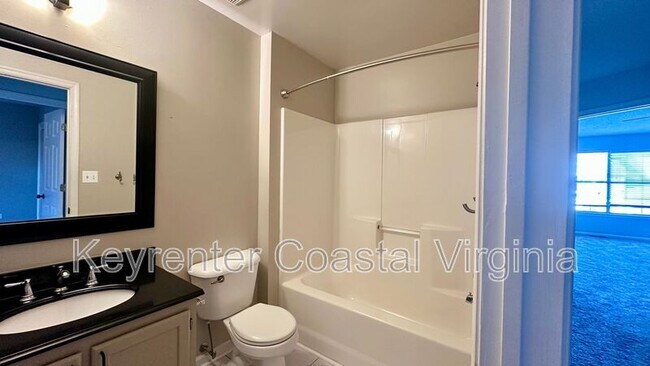 Building Photo - 19 Madrone Pl