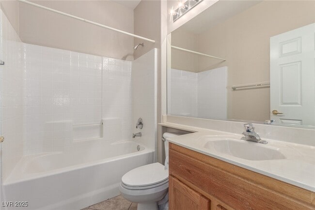 Building Photo - 2871 Goldcreek St