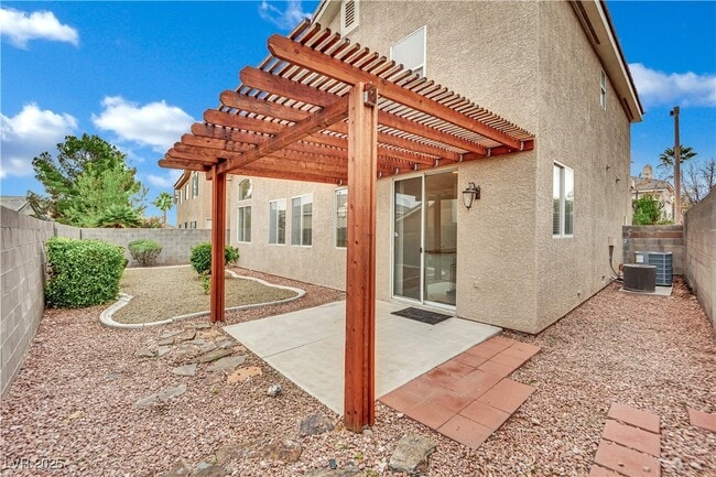 Building Photo - 10316 Neopolitan Pl