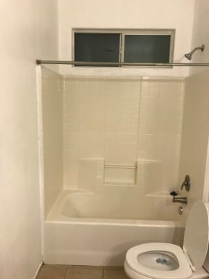 Guest bath - 43960 Reclinata Way