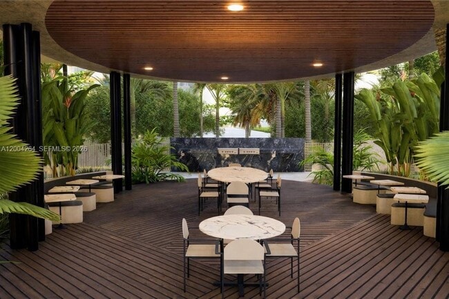 Building Photo - 6365 Collins Ave