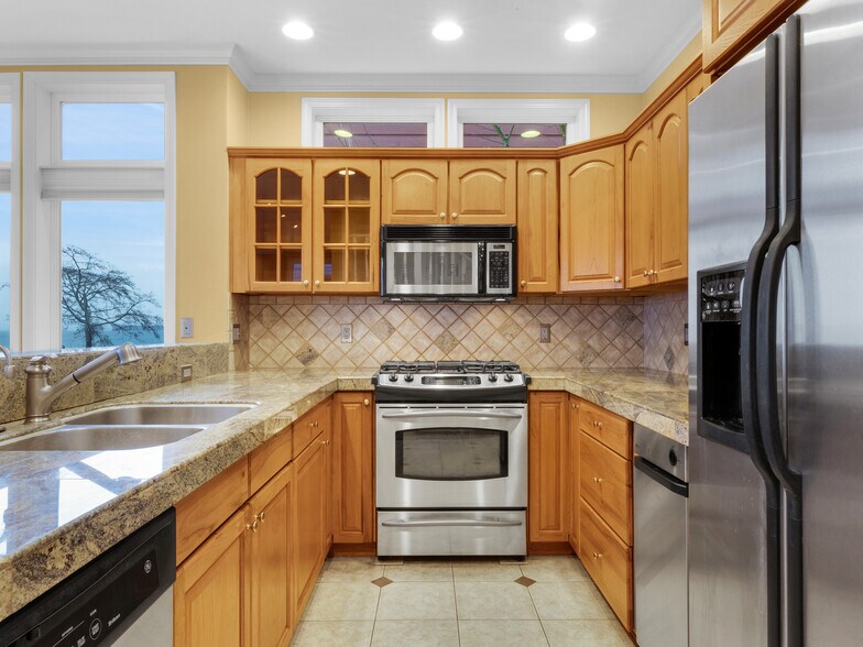 Building Photo - 2889 Mill Pond Ln