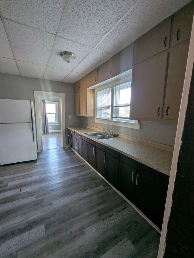 Building Photo - 3 Bedroom Home Near PSU & Downtown – Great for Roommates!