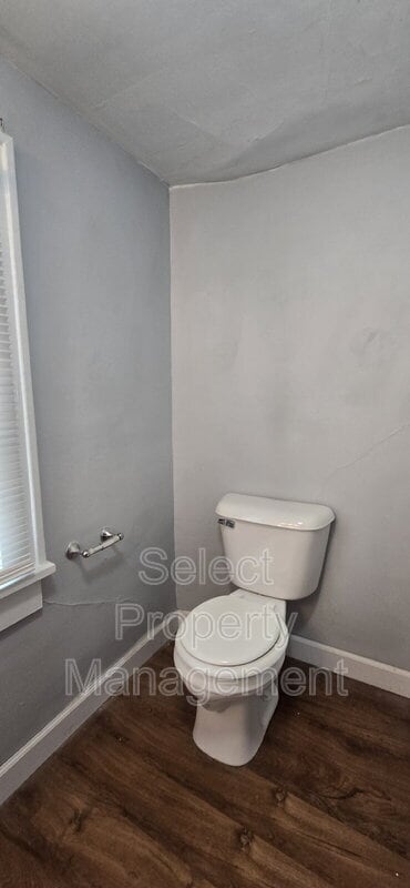 Building Photo - 1726 Tecumseh St