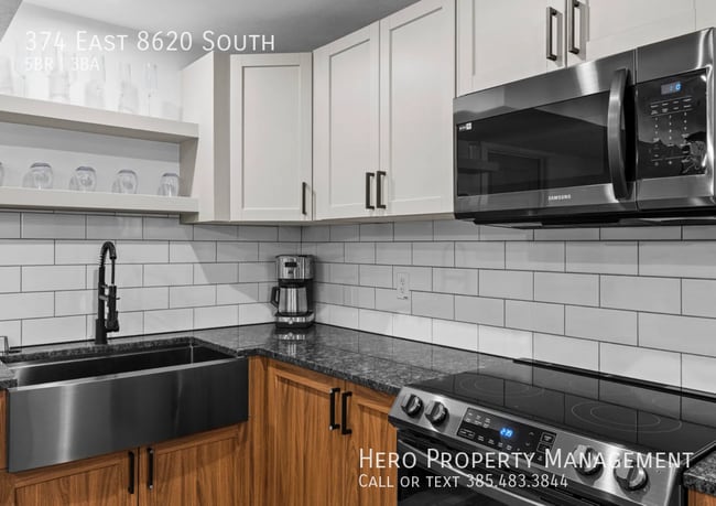 Building Photo - 374 8620 S