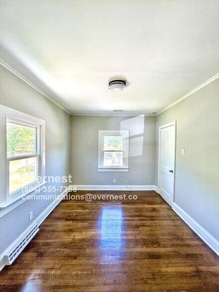 Building Photo - 1006 Turner Rd