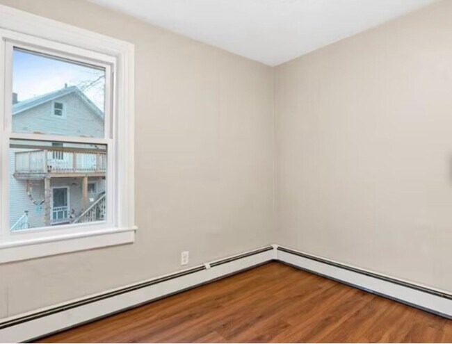 Building Photo - 244 Veazie St