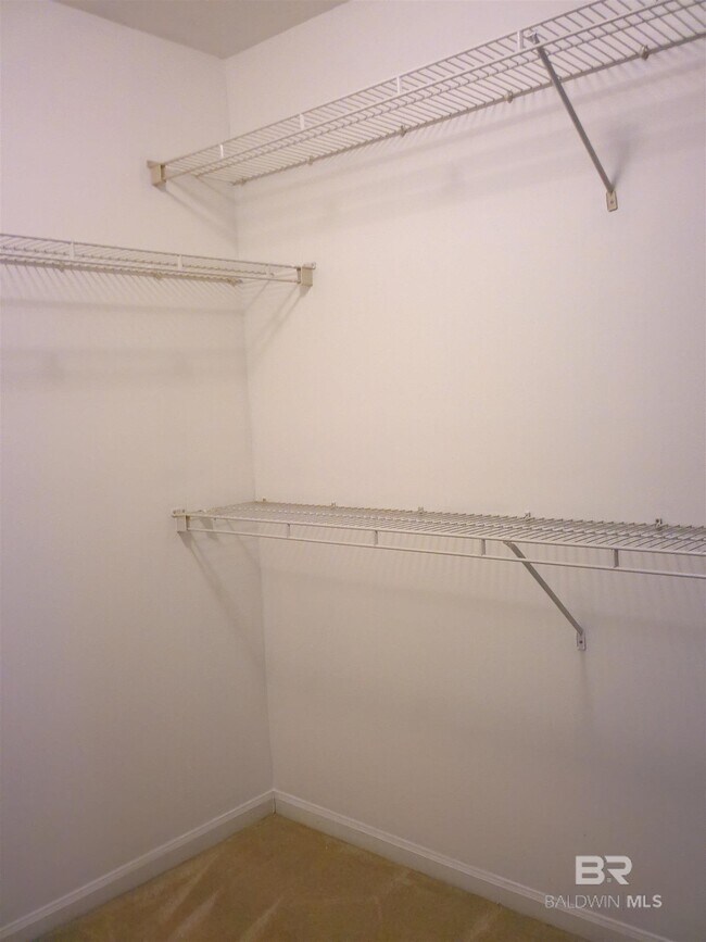 Building Photo - 1517 Regency Rd