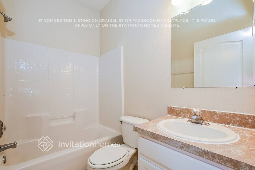 Building Photo - 4301 Waterside Pointe Cir